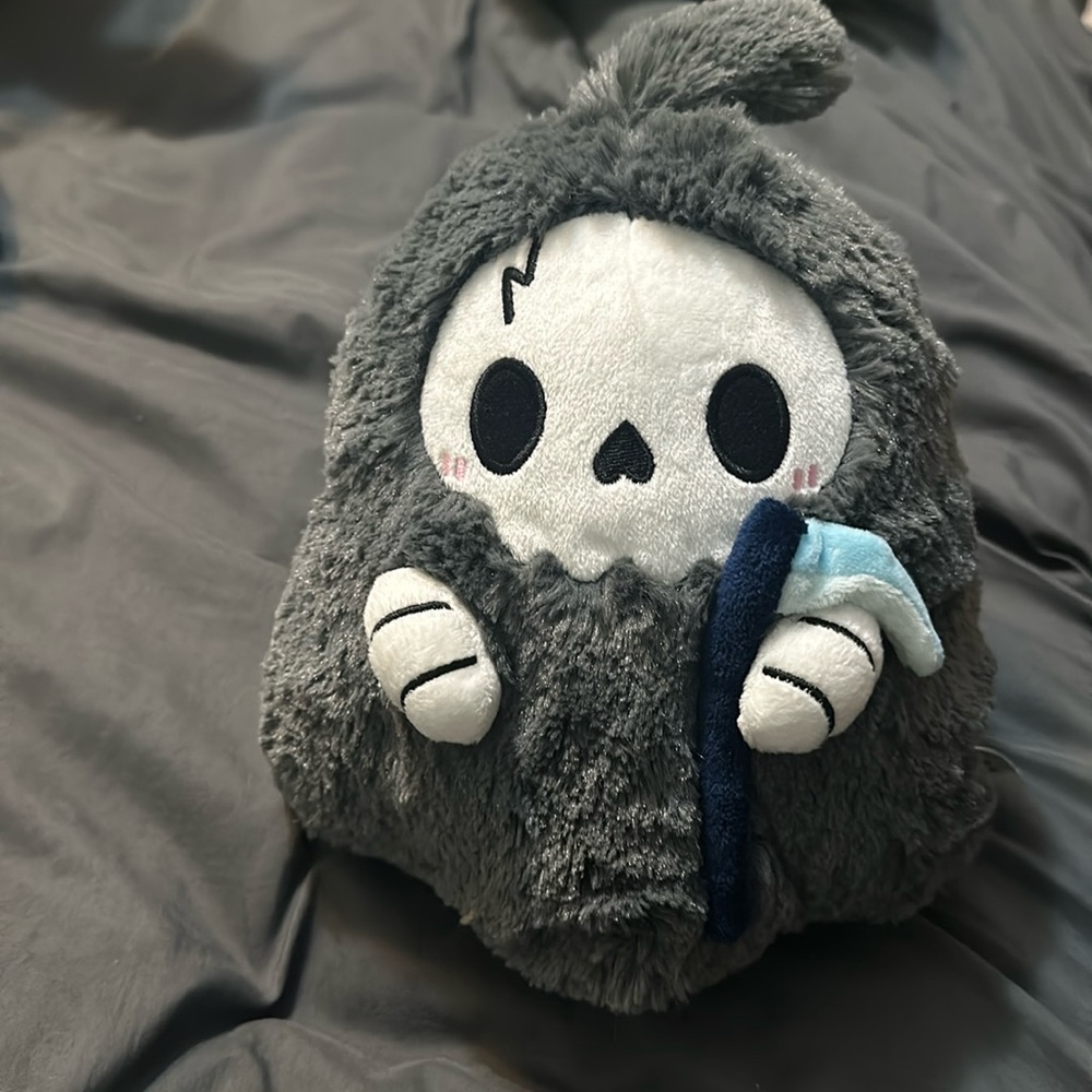 Mini grim reaper Grey squishable